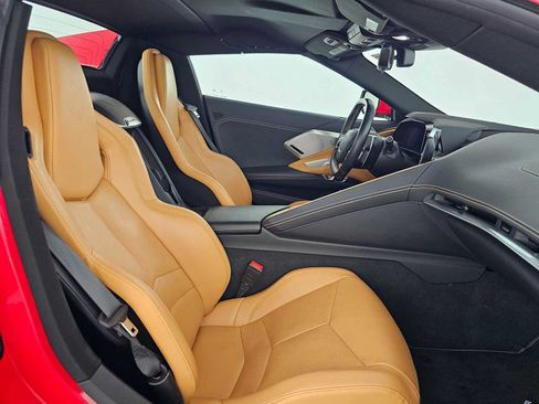 Used 2021 Chevrolet Corvette Stingray Preferred Conv w/ Z51 Performance Package RWD image 10