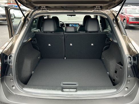 New 2026 Nissan Kicks SR w/ Cold Weather Package image 14