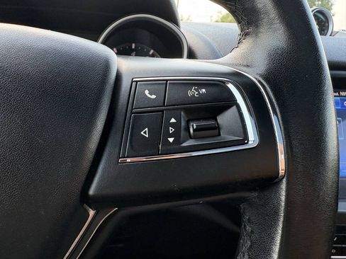 Used 2017 Maserati Levante AWD/4WD image 50