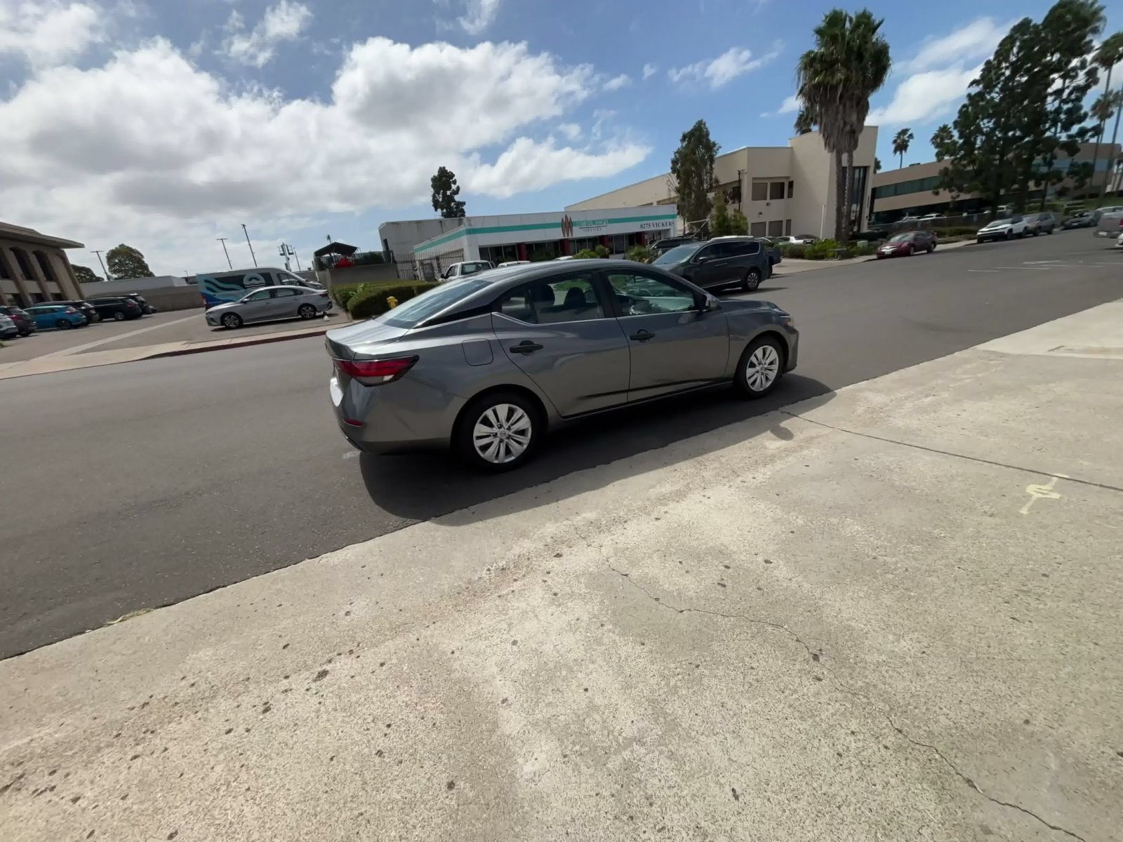 Used 2025 Nissan Sentra S FWD image 14