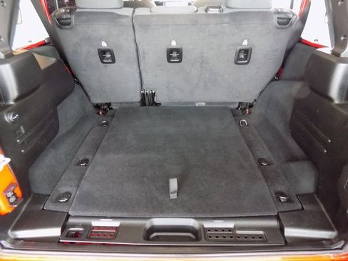 Certified 2024 Jeep Wrangler Sport S image 24