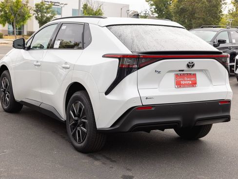 New 2026 Toyota bZ FWD image 7