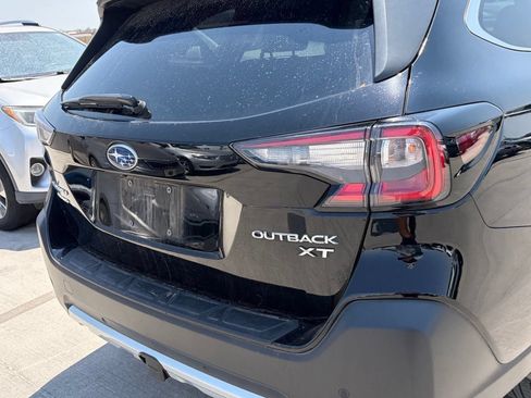 Used 2024 Subaru Outback Limited XT AWD/4WD image 4