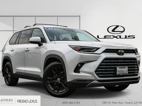 Used 2024 Toyota Grand Highlander AWD image 1