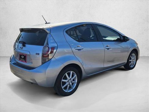 Used 2014 Toyota Prius C Three FWD image 5