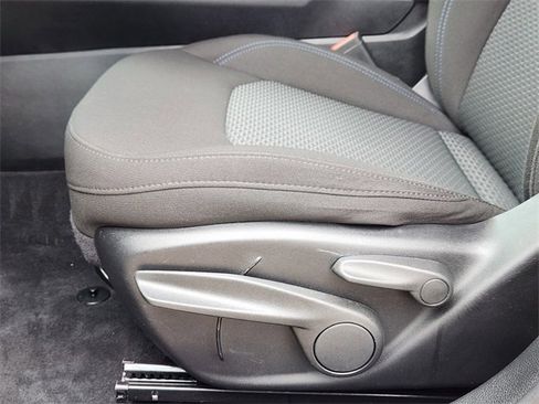 Used 2023 Jeep Compass Sport image 21