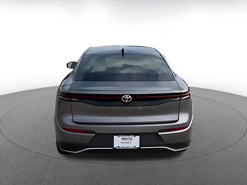 Used 2025 Toyota Crown XLE image 7