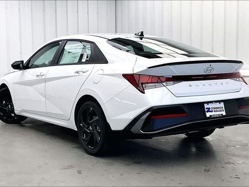 New 2026 Hyundai Elantra Sport FWD image 5