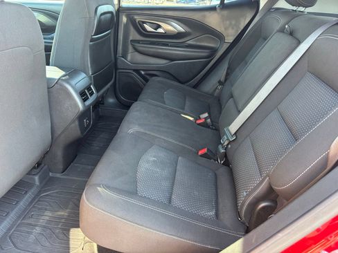 Used 2023 GMC Terrain SLE w/ Driver Convenience Package AWD/4WD image 15
