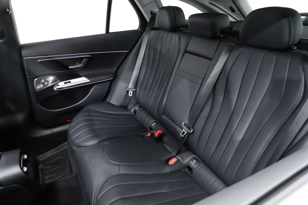 New 2026 Mercedes-Benz E 450 4MATIC All-Terrain Wagon image 11