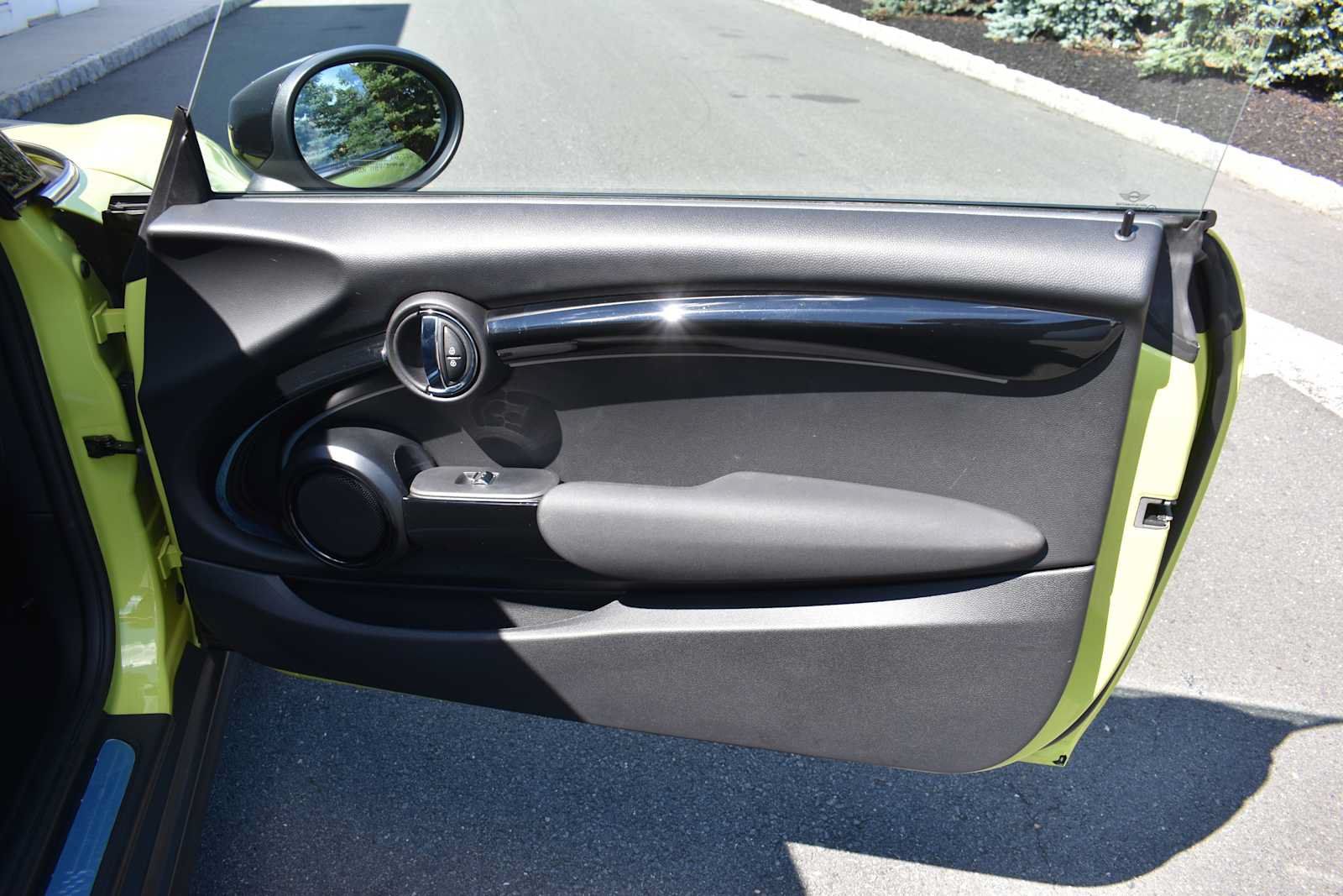 Used 2024 MINI Cooper S w/ Signature Upholstery Package FWD image 10