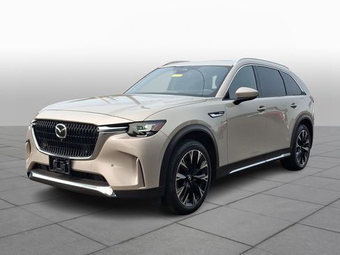 Used 2024 MAZDA CX-90 Plug-In Hybrid w/ Premium Plus AWD/4WD image 4