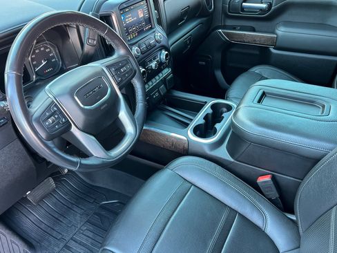 Used 2020 GMC Sierra 3500 Denali w/ Denali Ultimate Package image 10