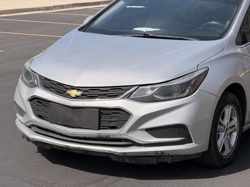 Used 2018 Chevrolet Cruze LT w/ LT Fleet Convenience Package image 10