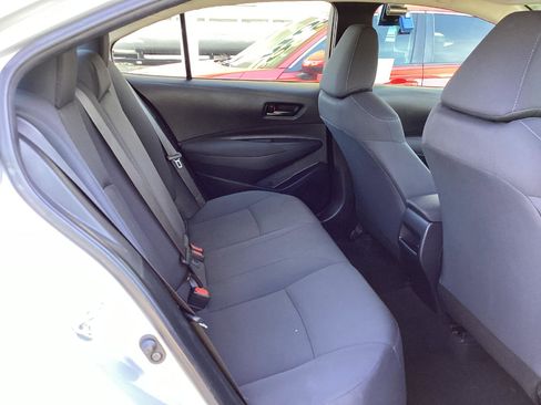 Used 2022 Toyota Corolla LE FWD image 16