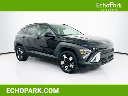 Used 2025 Hyundai Kona SEL image 1