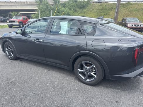 Used 2025 Kia K4 FWD image 6
