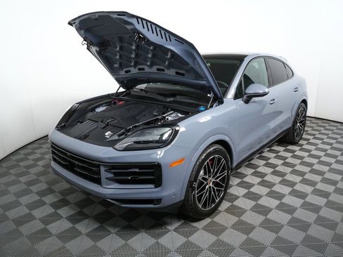 New 2026 Porsche Cayenne S image 34