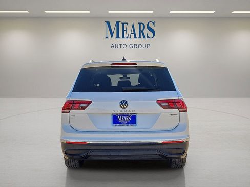 Used 2023 Volkswagen Tiguan SE image 4