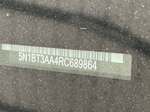 Certified 2024 Nissan Rogue S FWD image 10
