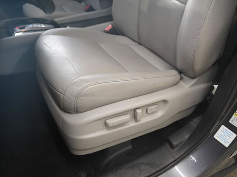 Used 2016 Honda Pilot Touring image 27