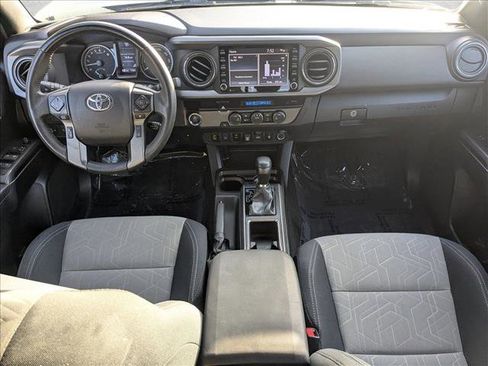 Used 2022 Toyota Tacoma TRD Sport image 15