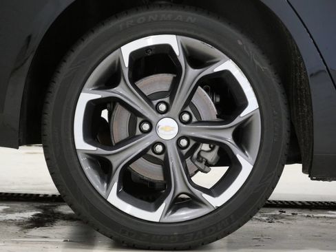 Used 2024 Chevrolet Malibu LT FWD image 9