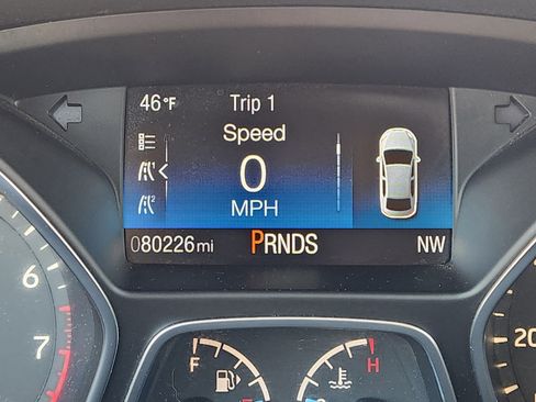 Used 2017 Ford Focus Titanium image 16