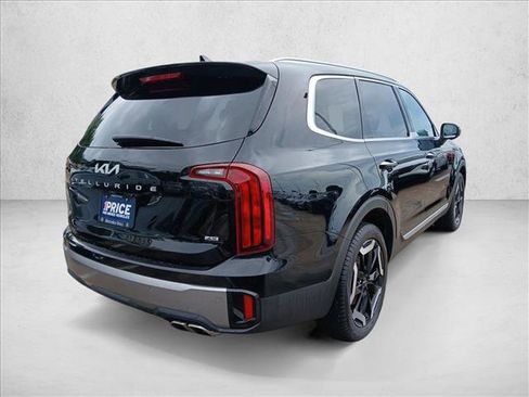 Used 2025 Kia Telluride S AWD/4WD image 5