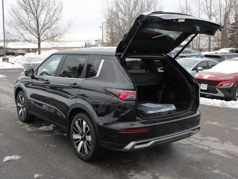 New 2026 Mitsubishi Outlander SE AWD/4WD image 7