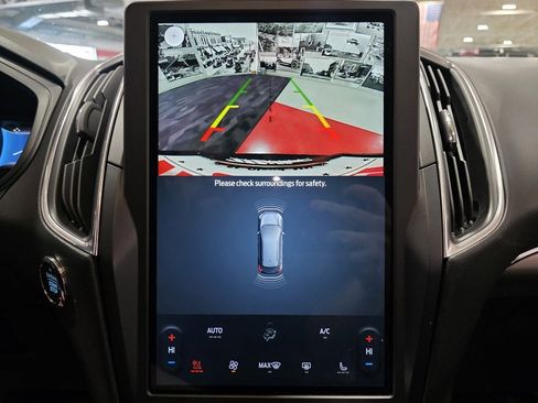 Used 2023 Ford Edge Titanium image 27