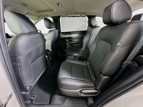 Used 2025 MAZDA CX-90 3.3 Turbo w/ Preferred Package image 28