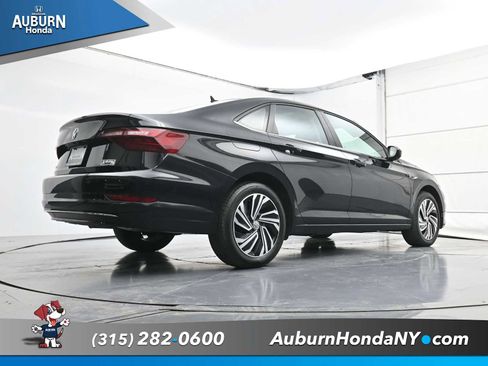 Used 2020 Volkswagen Jetta SEL image 21