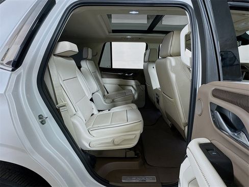 Certified 2023 GMC Yukon Denali image 28