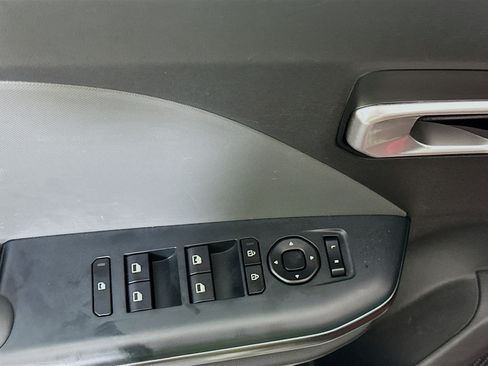 Used 2025 Kia K4 FWD image 15