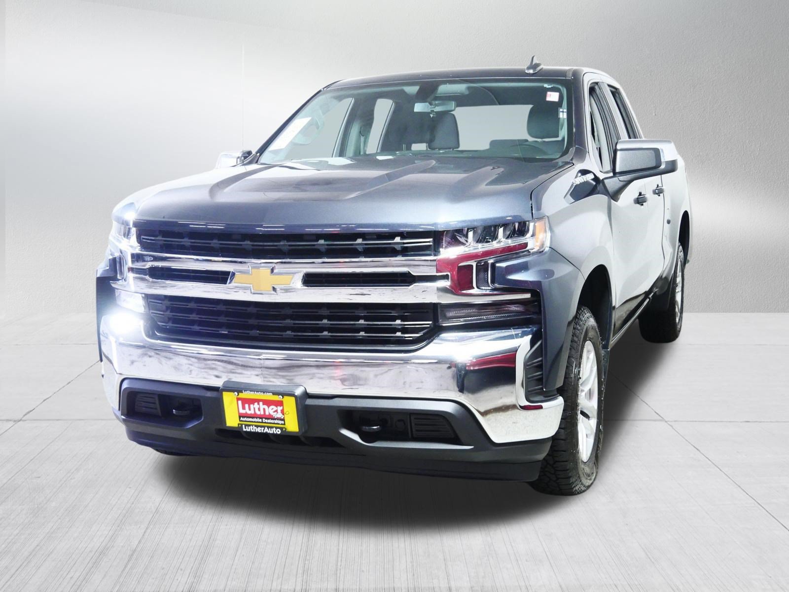 Used 2019 Chevrolet Silverado 1500 LT w/ All-Star Edition AWD/4WD image 3