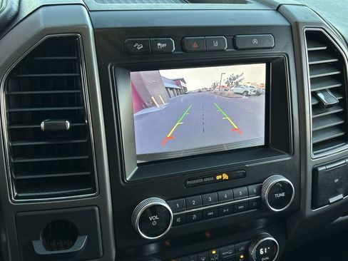 Used 2021 Ford Expedition Max XLT image 15