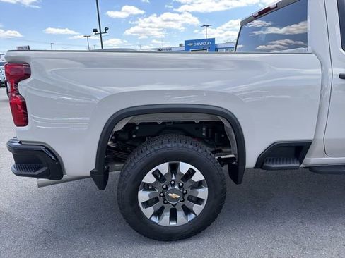 New 2026 Chevrolet Silverado 2500 Custom w/ Custom Value Package AWD/4WD image 6