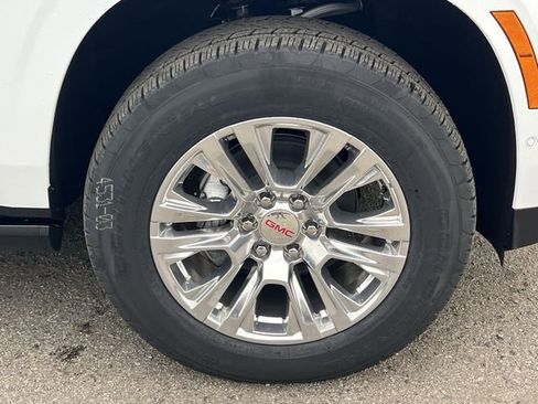 New 2026 GMC Yukon XL Denali w/ Sun & Power Step Package image 36