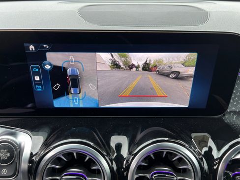 New 2026 Mercedes-Benz GLB 250 4MATIC image 15