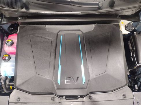 Used 2023 Hyundai Ioniq 5 SEL image 7