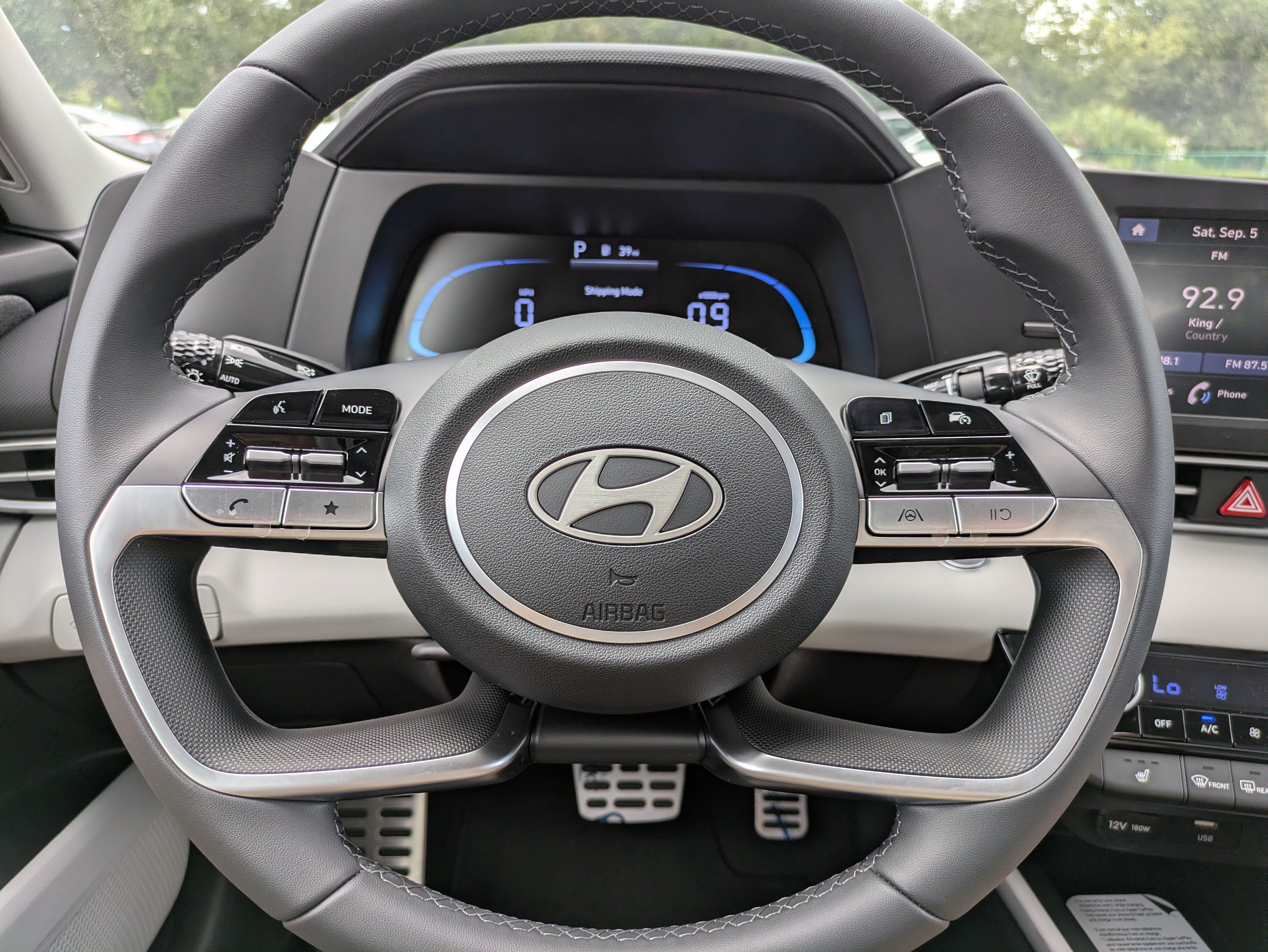New 2026 Hyundai Elantra SEL Sport FWD image 22