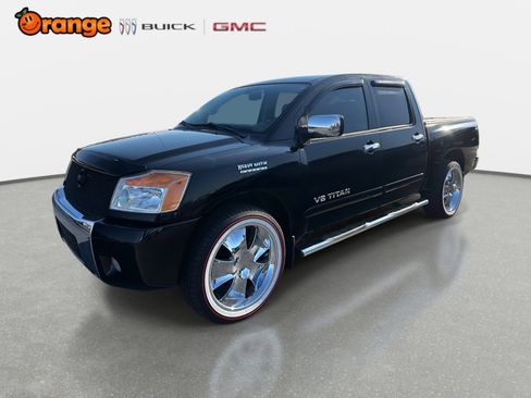 Used 2012 Nissan Titan SV w/ SV Value Truck Pkg image 7