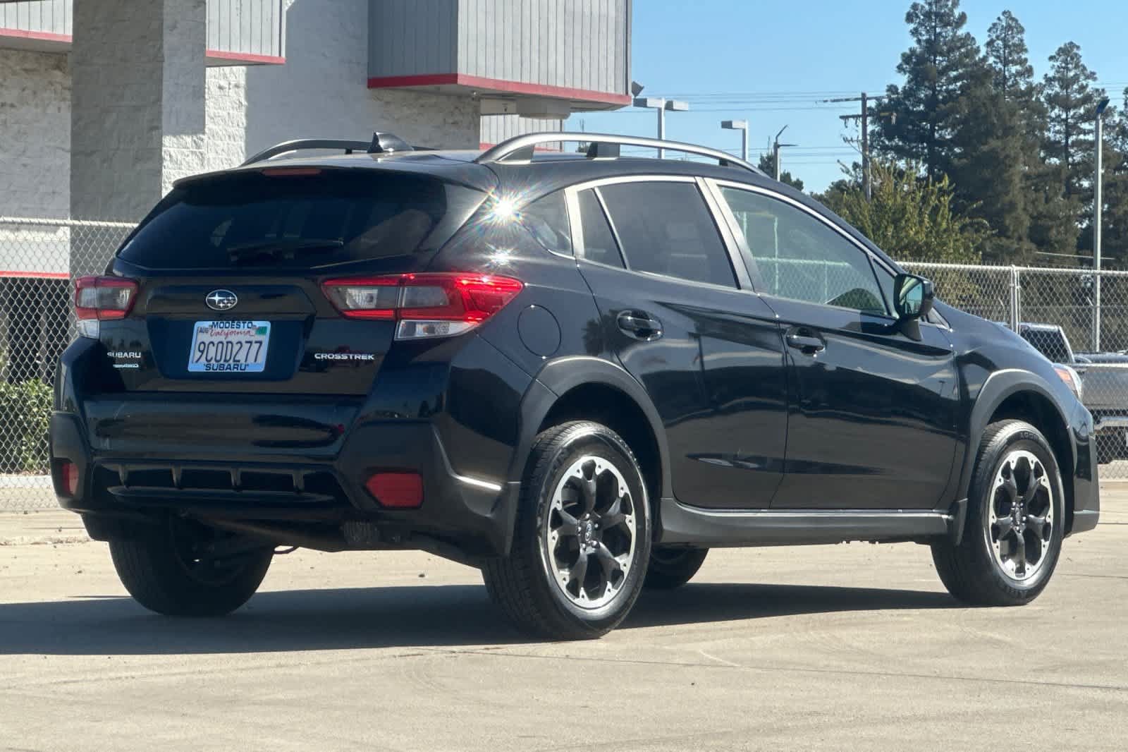 Used 2023 Subaru Crosstrek 2.0i Premium w/ Popular Package #4 AWD/4WD image 3