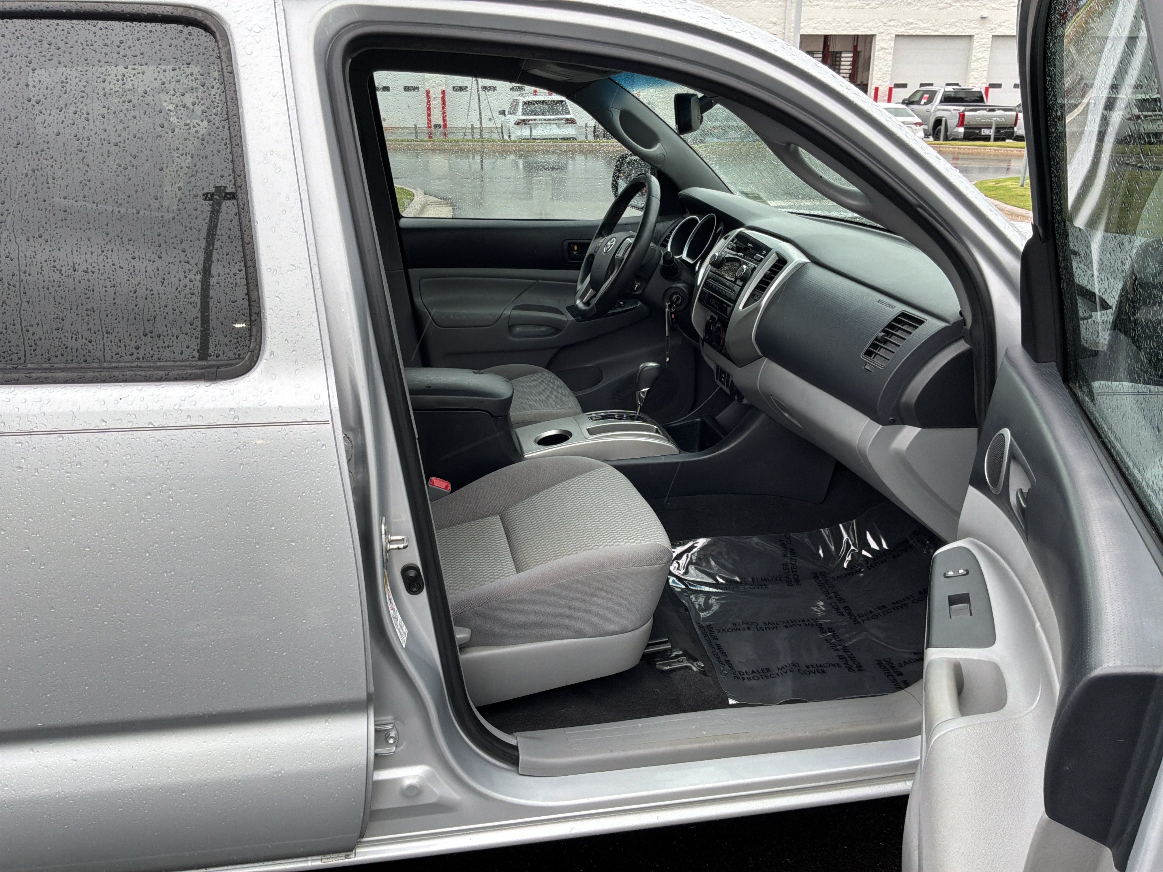 Used 2012 Toyota Tacoma PreRunner w/ SR5 Pkg RWD image 31