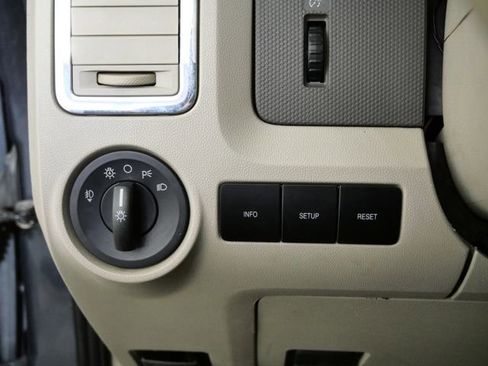 Used 2009 Ford Escape 4WD Hybrid image 22