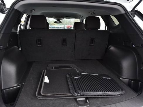 Used 2025 Chevrolet Blazer LT image 22