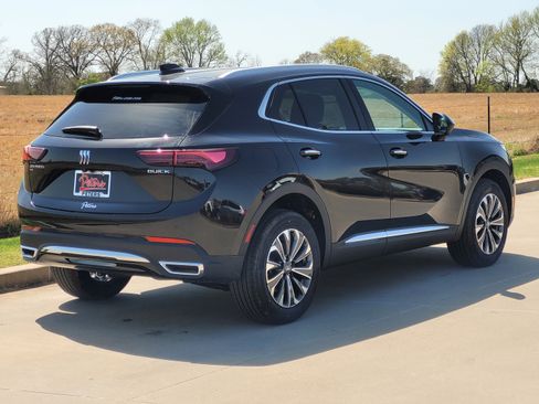 New 2025 Buick Envision Preferred image 3