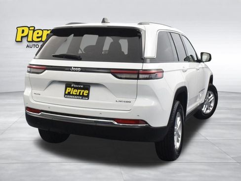 Used 2023 Jeep Grand Cherokee Laredo image 7