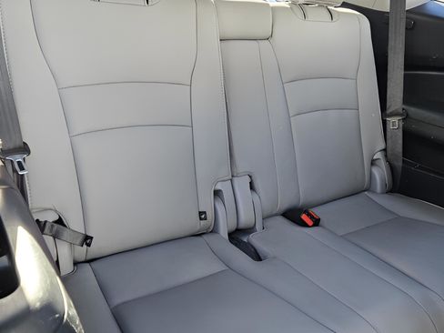 Used 2016 Honda Pilot EX-L image 12